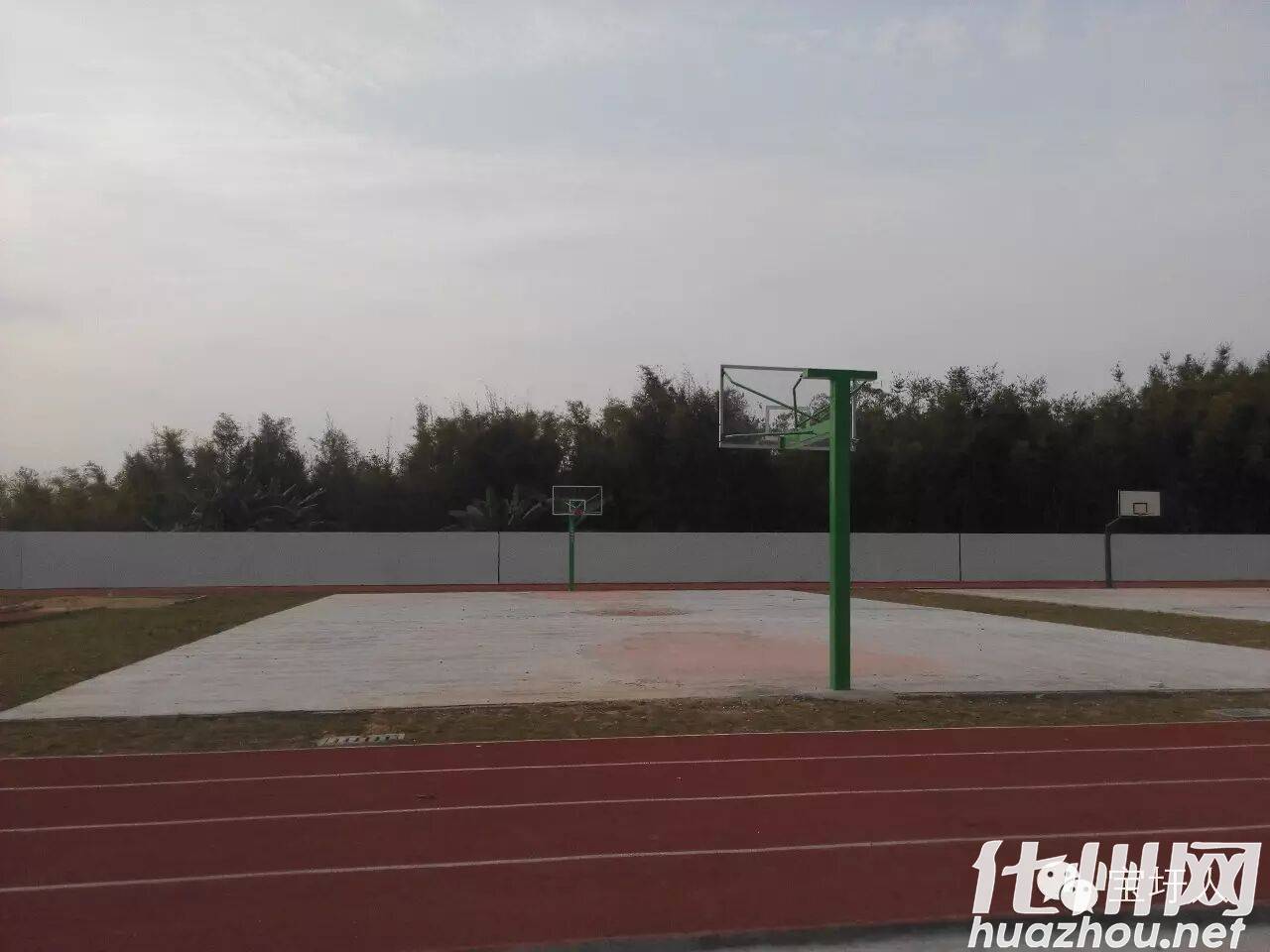 化州市宝圩镇宝圩中学简介 -5 化州市宝圩镇宝圩中学简介 -5
